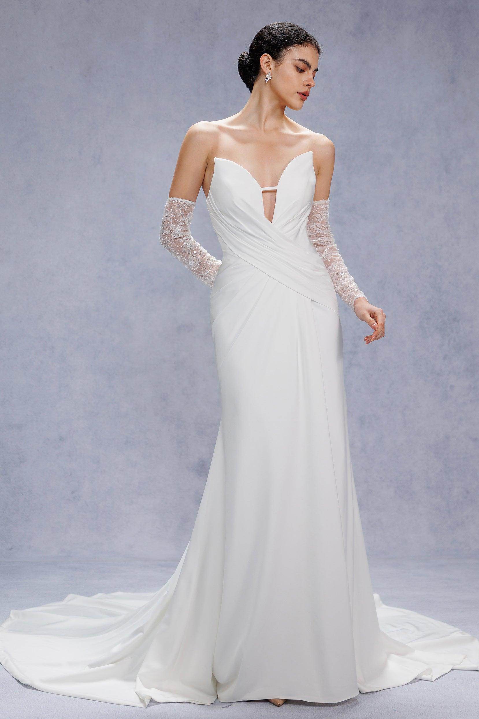 Trumpet-Mermaid Court Train Satin Wedding Dress CW3328 - COCOMELODY